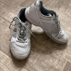 Prince Court Shoe/Tennis/Pickle Ball. Women's. 9